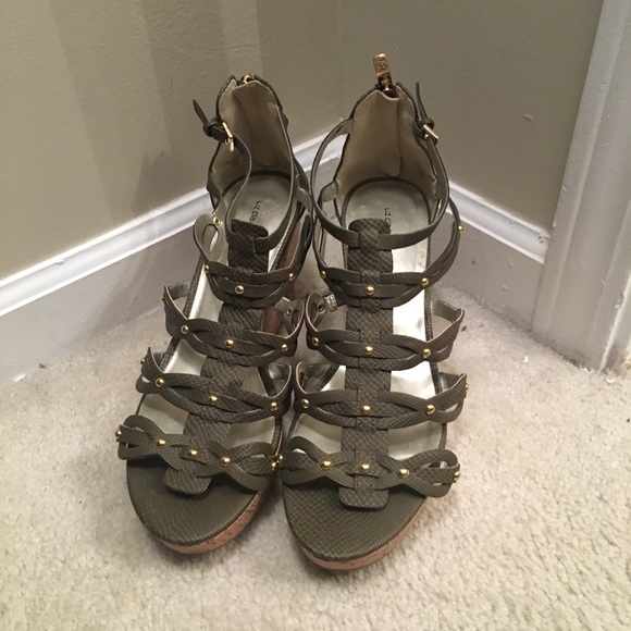 Shoes - Picture 1 of 5